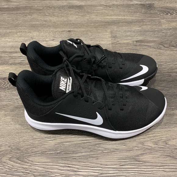 Nike Other - Men’s Nike Fly By Low Size 10